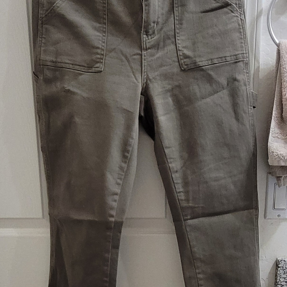 Judy Blue Carpenter Jeans, size 7, slim fit, army green